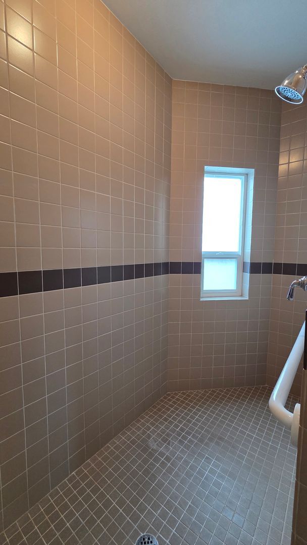 Building Photo - Beautiful Corner Unit Condo in Downtown Coeur d'Alene