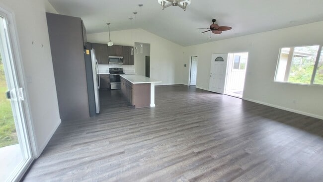 Building Photo - This 3-bedroom, 2-bath home in Orchidland Subdivision