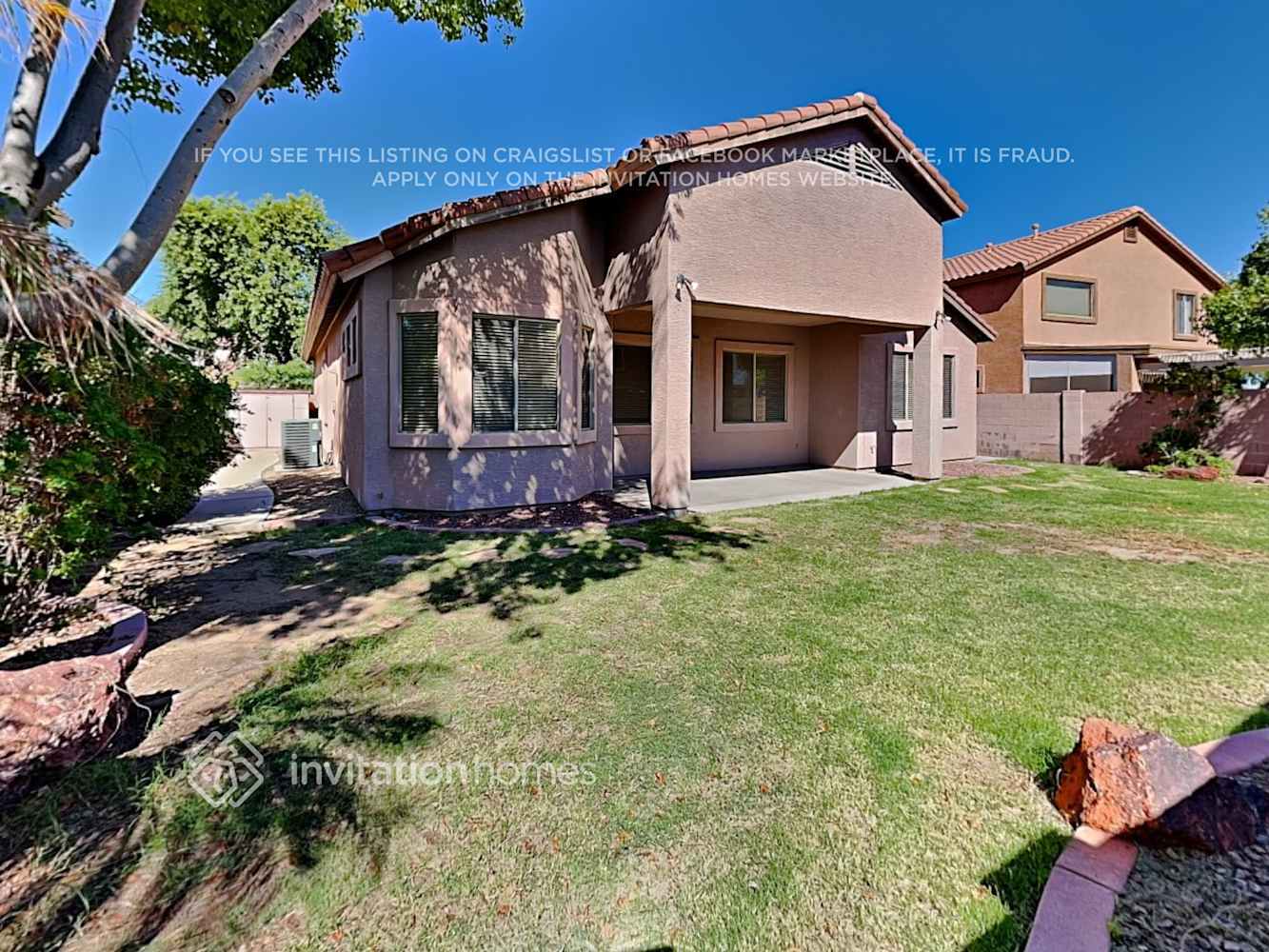 Building Photo - 7209 W Paradise Ln