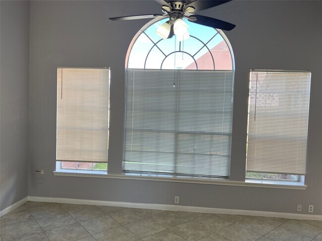 Building Photo - 3311 Ashlock Dr