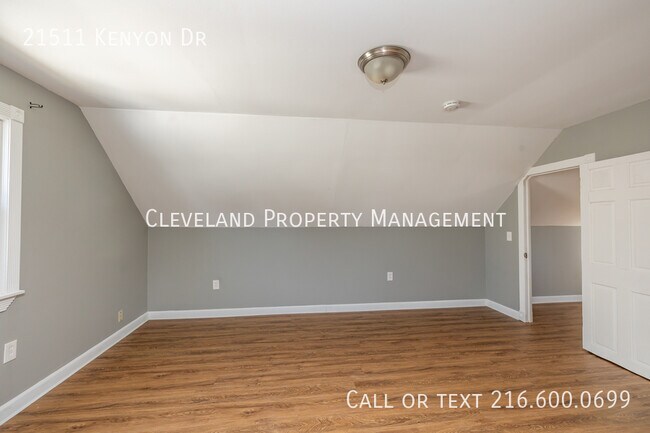 Building Photo - 21511 Kenyon Dr