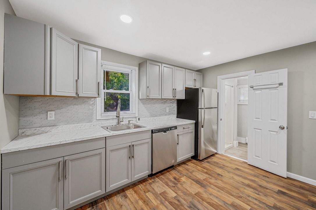 Building Photo - 11 Haab Ave