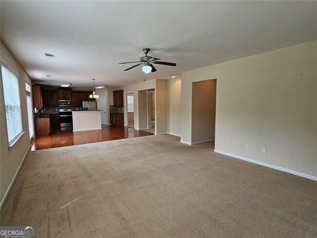 Building Photo - 3755 Long Lake Dr