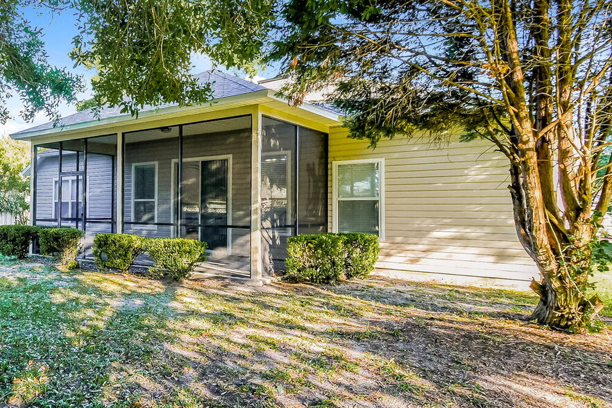 Building Photo - 96017 Waterway Ct