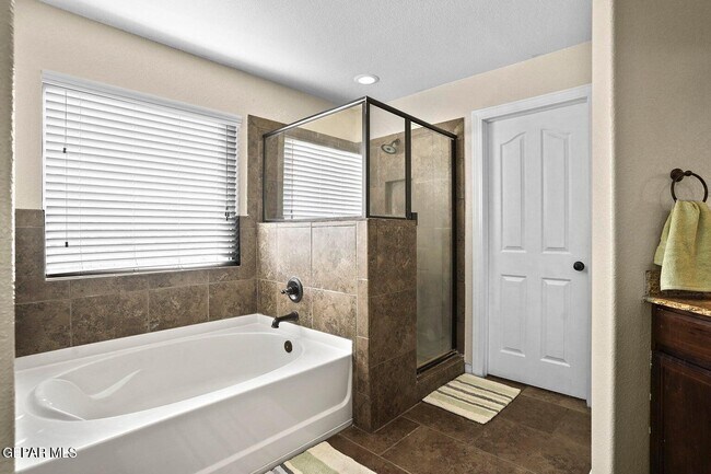 Building Photo - 13157 Lost Willow