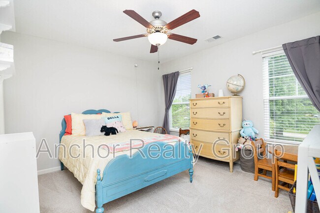 Building Photo - 5025 Shell Cove Ln