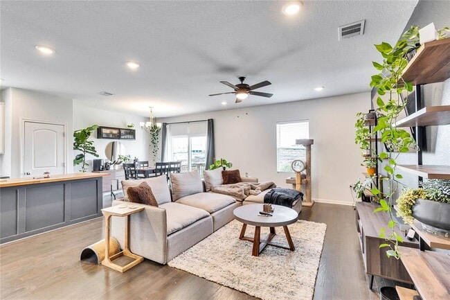 Building Photo - 13004 Titanium St