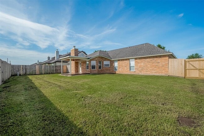 Building Photo - 9631 Highland Pointe Dr