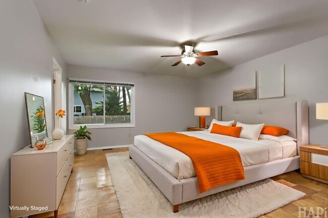 Building Photo - 1540 N Pepper Tree Dr
