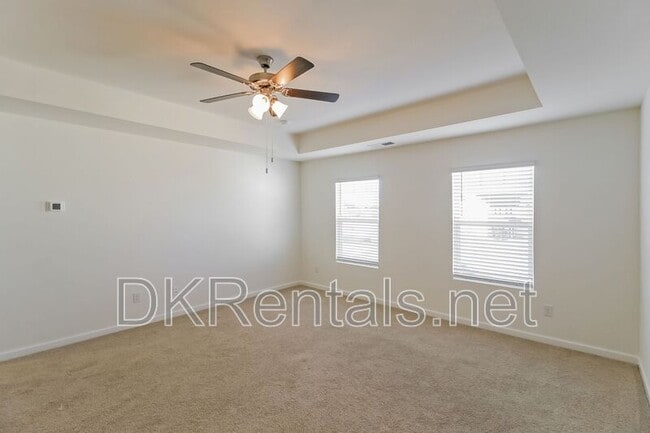 Building Photo - 520 Whitman Ln