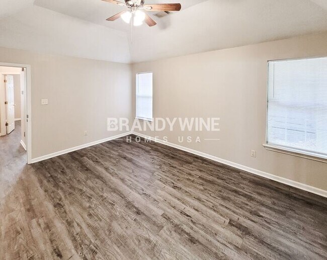 Building Photo - 5597 Blackburg Dr