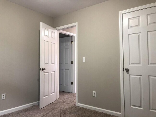 Building Photo - 4450 Lockett Trce