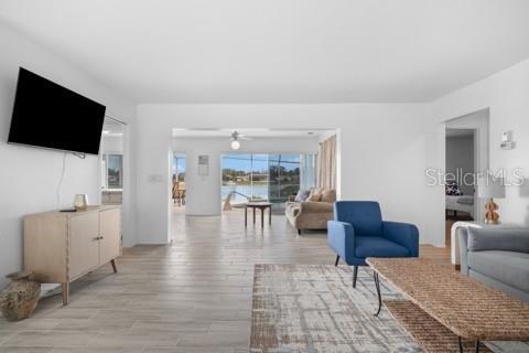 Building Photo - 437 Hickory Rd