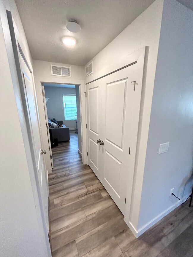 Building Photo - 3462 E Mossy Oak Dr