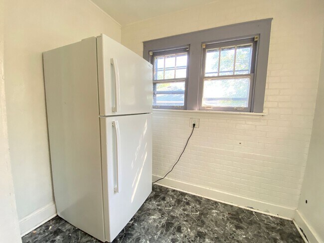 Building Photo - 2BD/1BA In Hammond