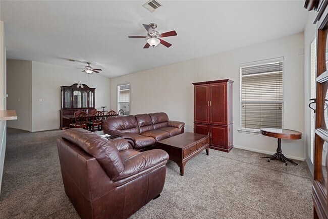 Building Photo - 21314 Bella Flora Ct