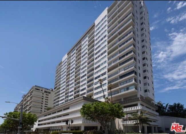 Building Photo - 10501 Wilshire Blvd