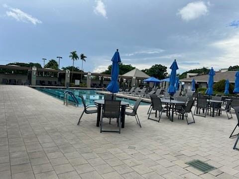 Building Photo - 3301 Aruba Way