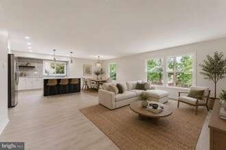 Building Photo - 7107 Sontag Way