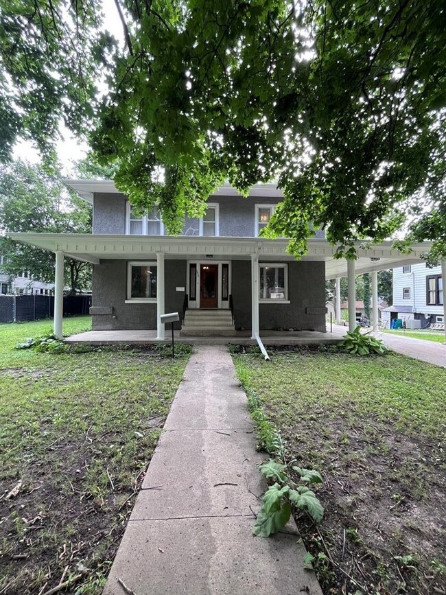 Building Photo - 4B/2B Home in Webster City $1,695.00