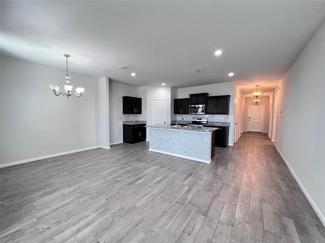 Building Photo - 617 Blacktail Dr