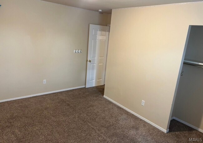 Building Photo - 18 Duffy Ct