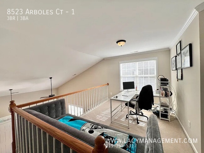 Building Photo - 8523 Arboles Ct