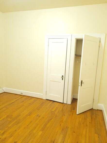 Building Photo - 30 S Prince St