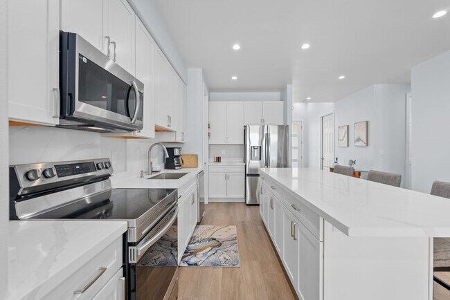 Building Photo - 84-245-245 Makau St