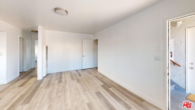 Building Photo - 2129 Monroe St