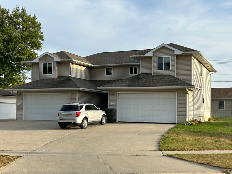 Primary Photo - 1526 Starview Dr