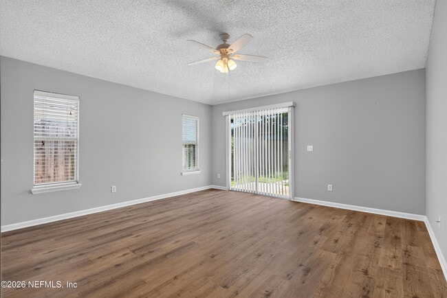 Building Photo - 1108 Hidden Cove Cir S