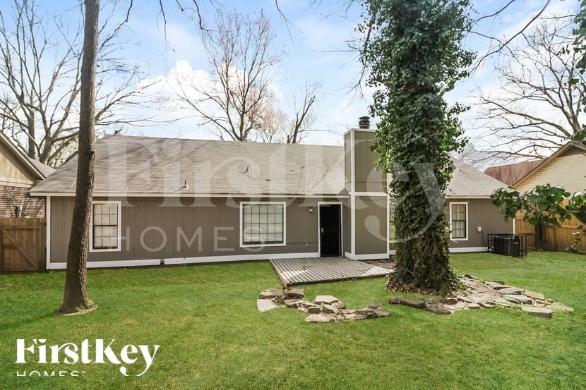 Building Photo - 6614 Red Birch Dr