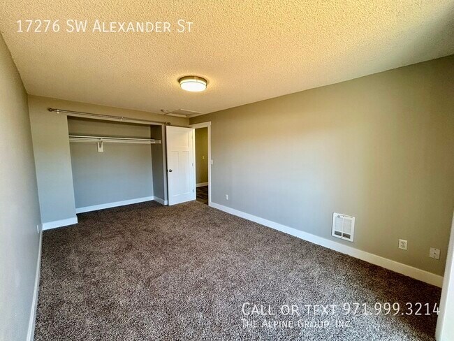 Building Photo - 17276 SW Alexander St