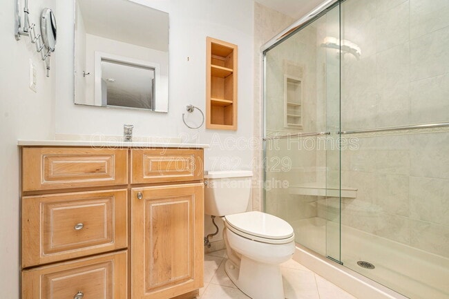 Building Photo - 1200 N Nash St