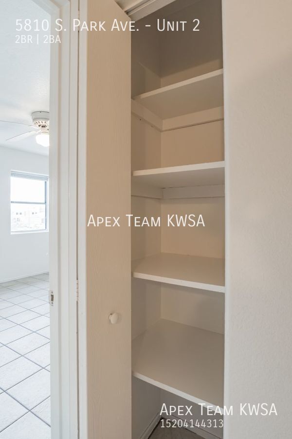 Building Photo - 5810 S Park Ave