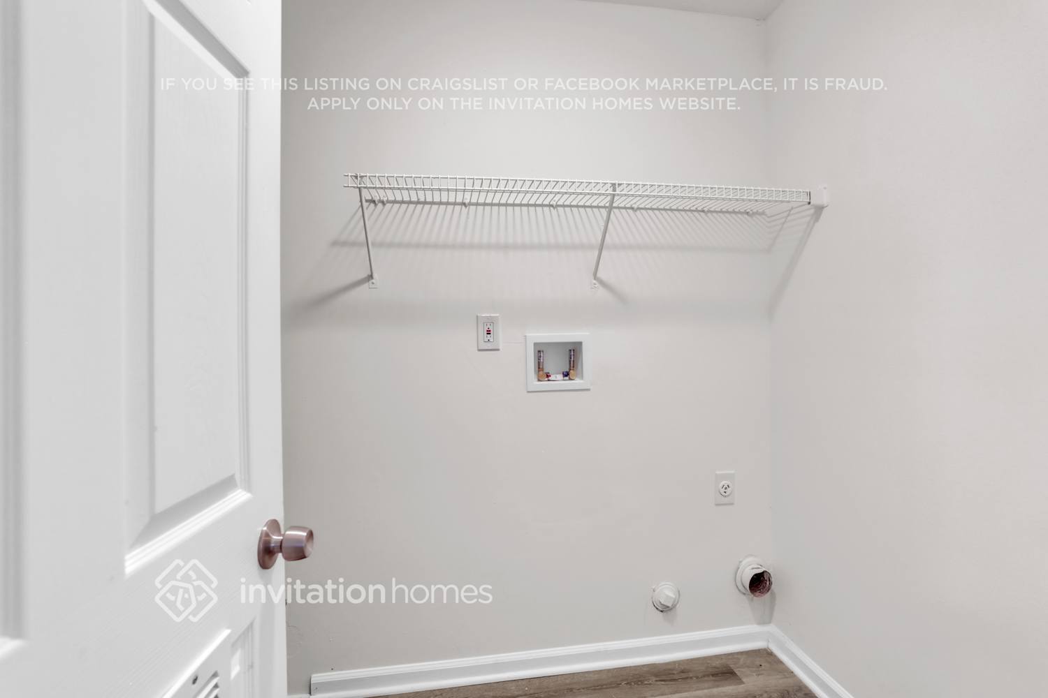 Building Photo - 6017 Happy Trails Ct