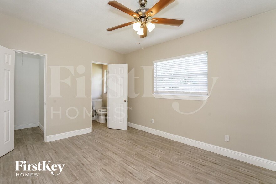 Building Photo - 1500 Dozier Ave