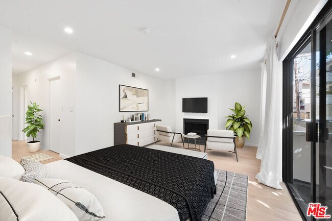 Building Photo - 1401 Camden Ave