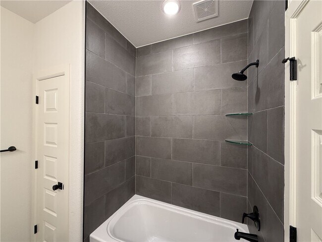 Building Photo - 1308 Cittadella Ave