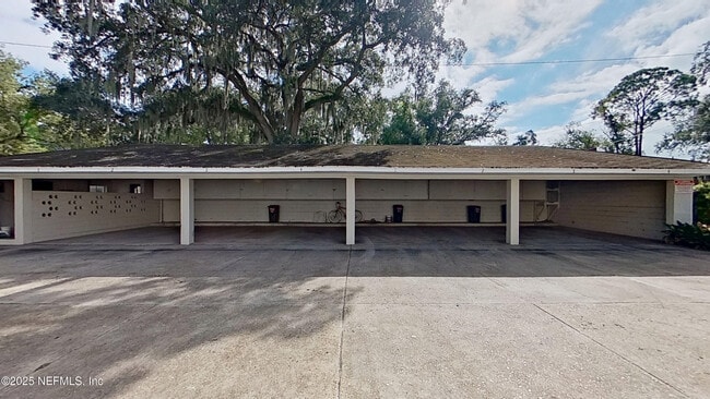 Building Photo - 1234 Lasalle St