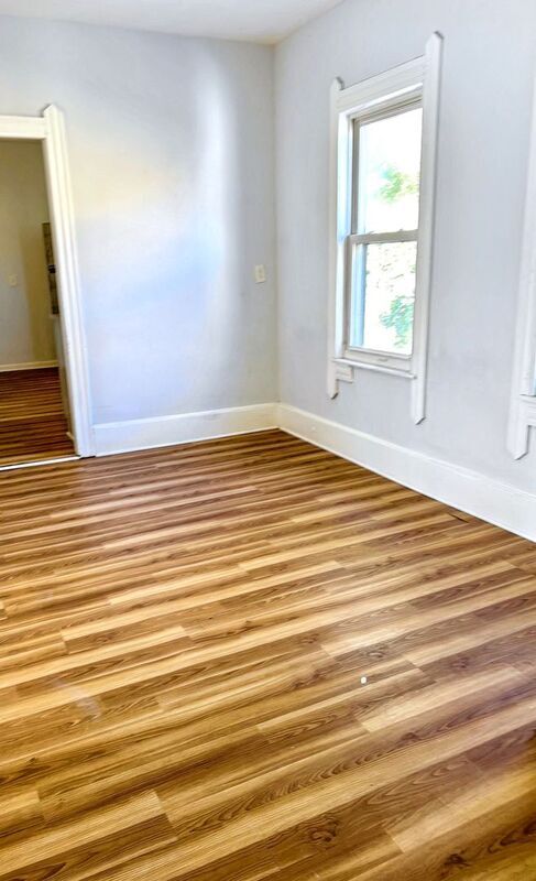 Building Photo - 1986 W 54th St