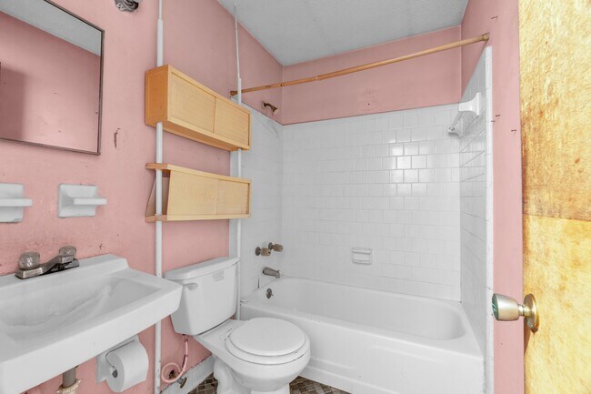 Building Photo - 4309 Brewer Ct