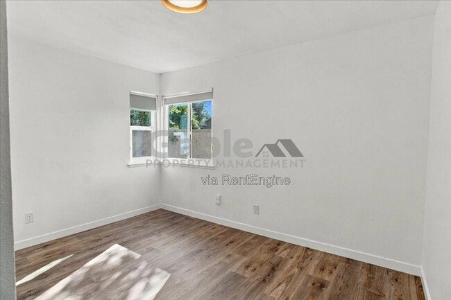 Building Photo - 25753 Rana Dr