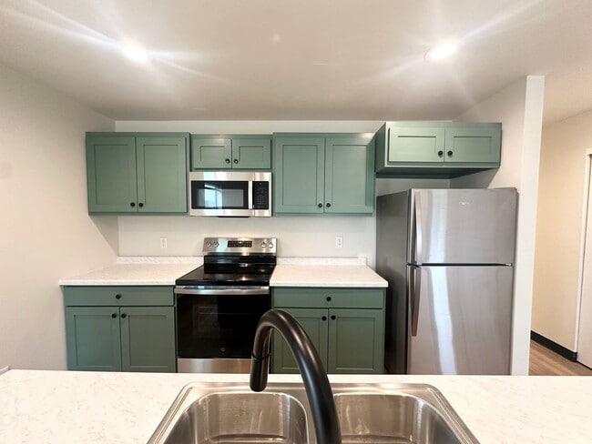 Building Photo - 515-517 Rustic Ridge Drive (Lot 5)