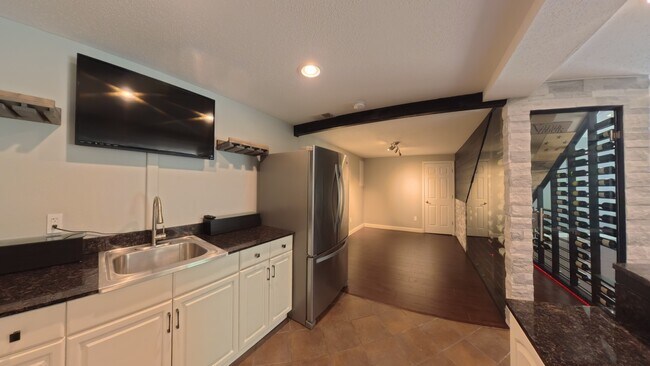 Building Photo - 308 Windsor Forrest Rd