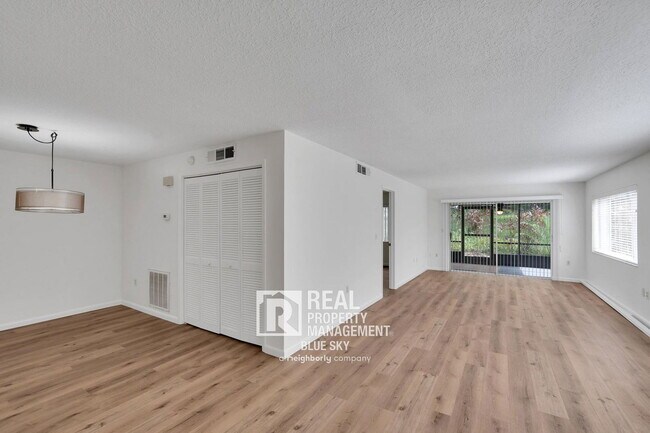 Building Photo - 3924 Lighthouse Way