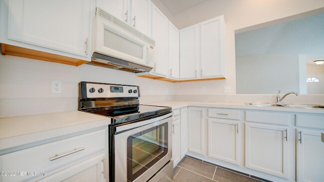 Building Photo - 346 Van Gogh Cir
