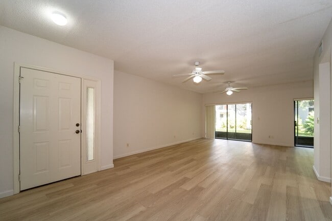 Building Photo - 2BR/2BA Condo in Conquistador – Shores of ...