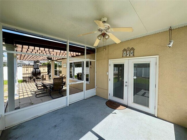 Building Photo - 4652 56th Terrace E
